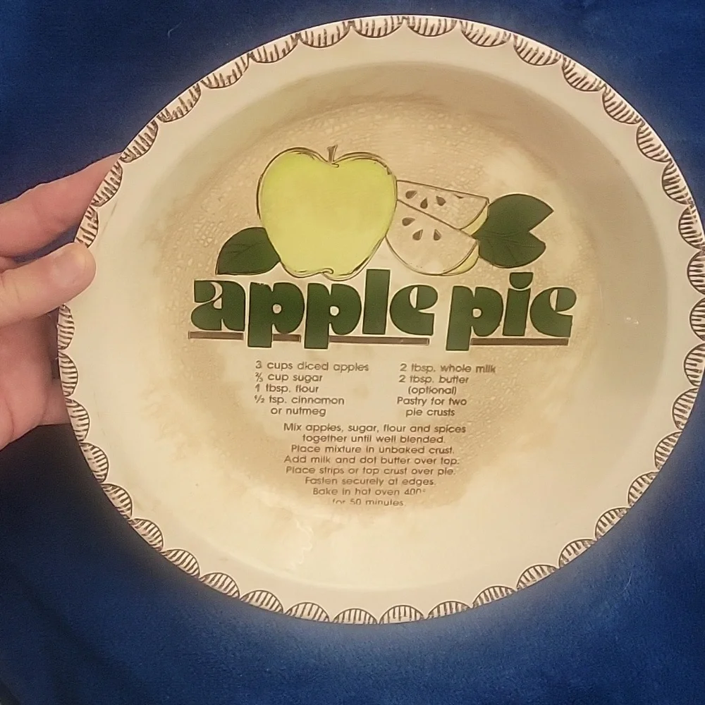 Royal China Apple Pie Pan, Recipe On The Glass, Vintage. Very Desirable.